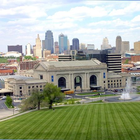 Residence Inn Kansas City Downtown/Union Hill ภายนอก รูปภาพ