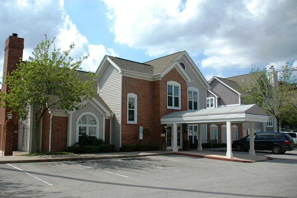 Residence Inn Kansas City Downtown/Union Hill ภายนอก รูปภาพ