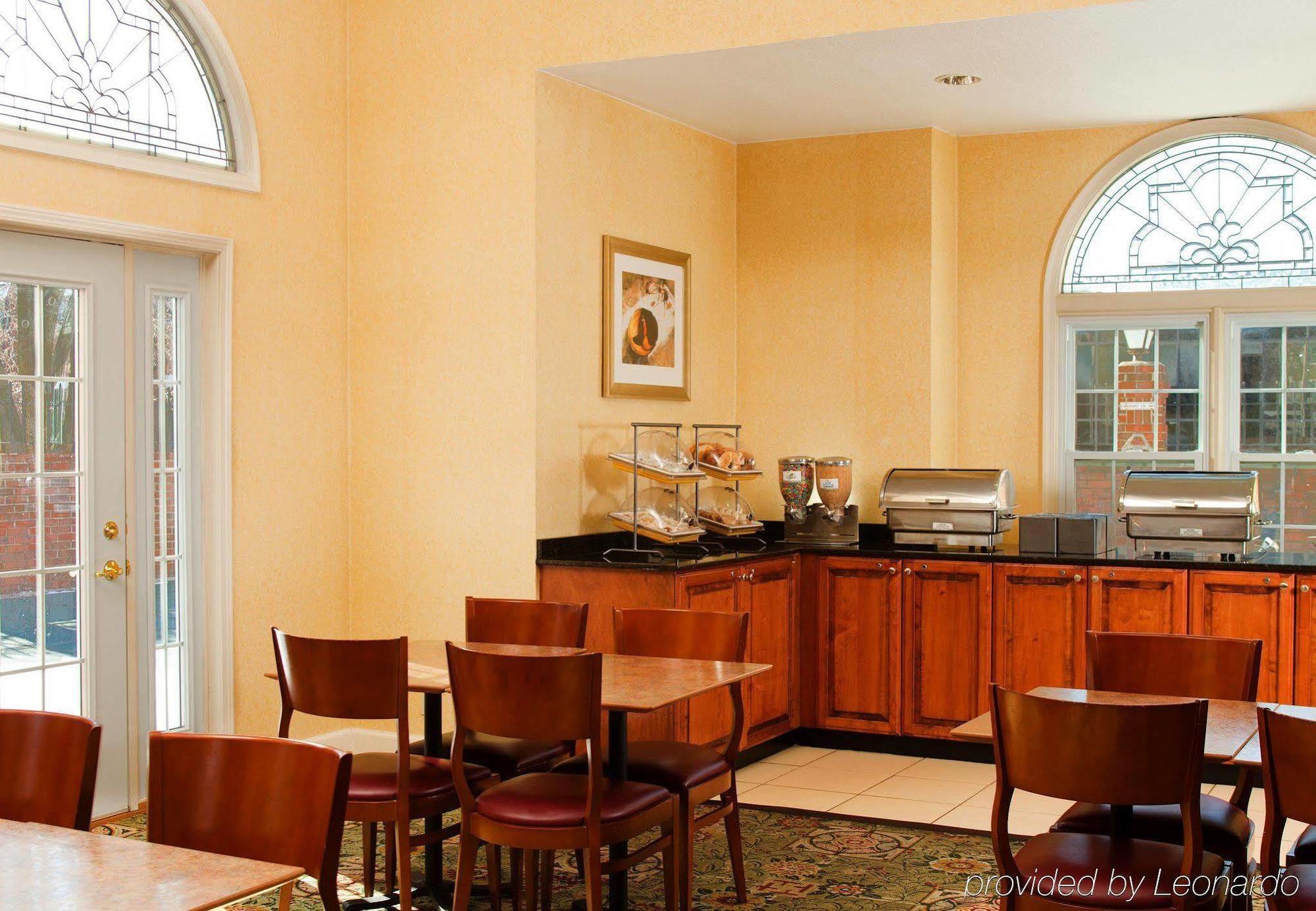 Residence Inn Kansas City Downtown/Union Hill ภายนอก รูปภาพ